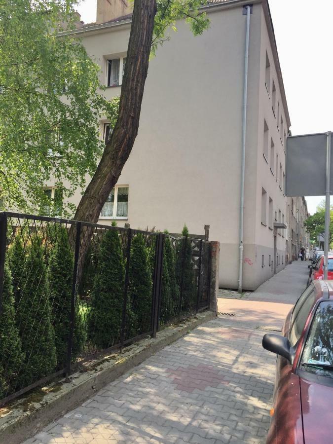 Apartament Joanna Parter Blisko Onkologii I Strefy Ekonomicznej Gliwice Extérieur photo